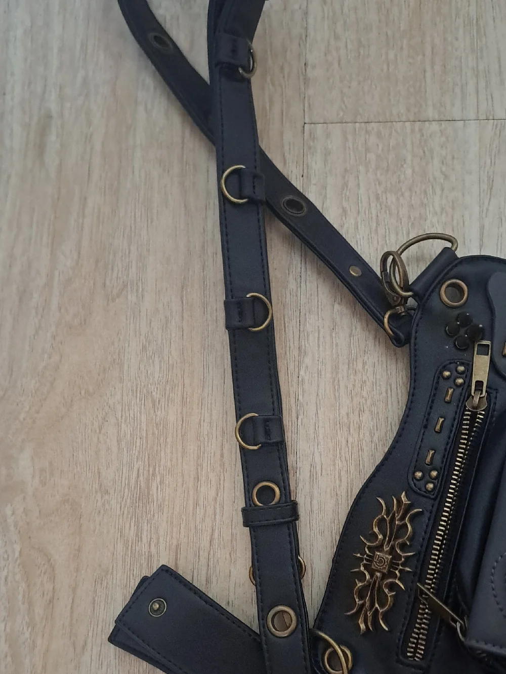 STEEL MOSTER Gothic Steampunk Handbag For Men and Women Hiking Fanny Pack.